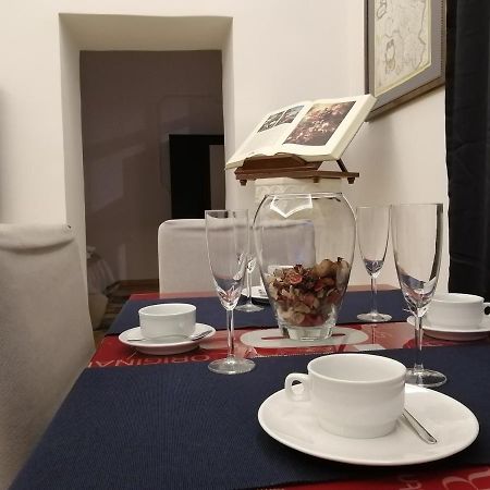 La Dimora Dei Borbone Apartman Nápoly Kültér fotó