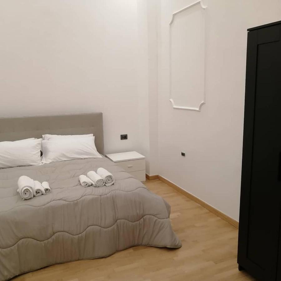 La Dimora Dei Borbone Apartman Nápoly Kültér fotó