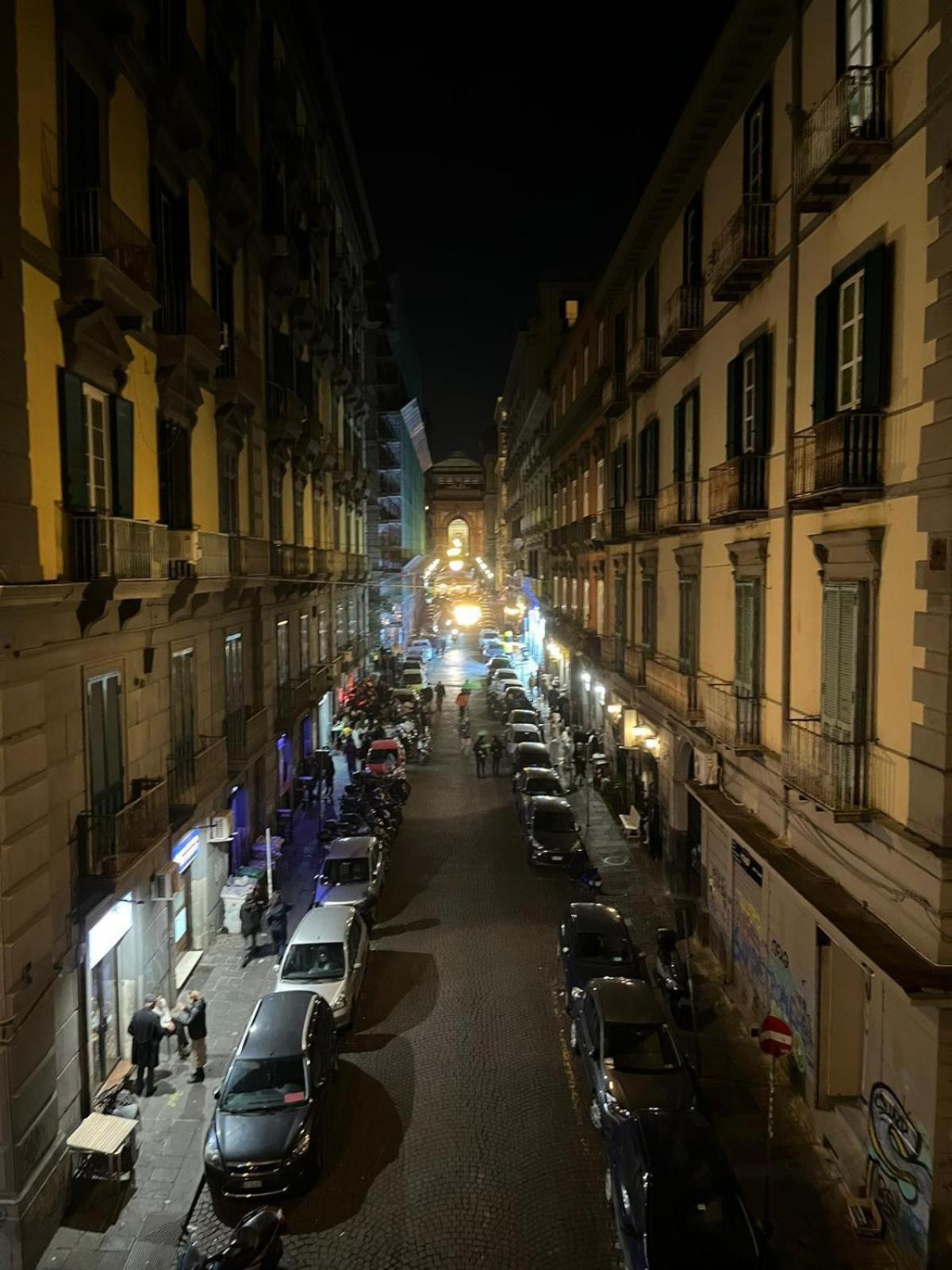La Dimora Dei Borbone Apartman Nápoly Kültér fotó